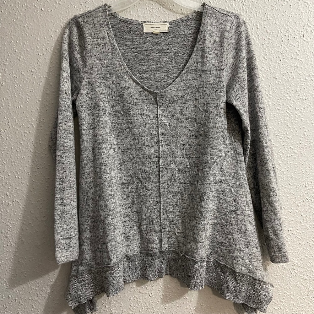 No Comment women's Gray tops Size M